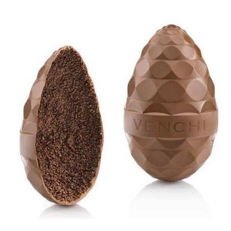 Oeuf géant au chocolat au lait